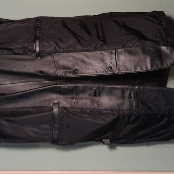 Men's Black Leather Jacket 🖤 - Picture 5 of 6